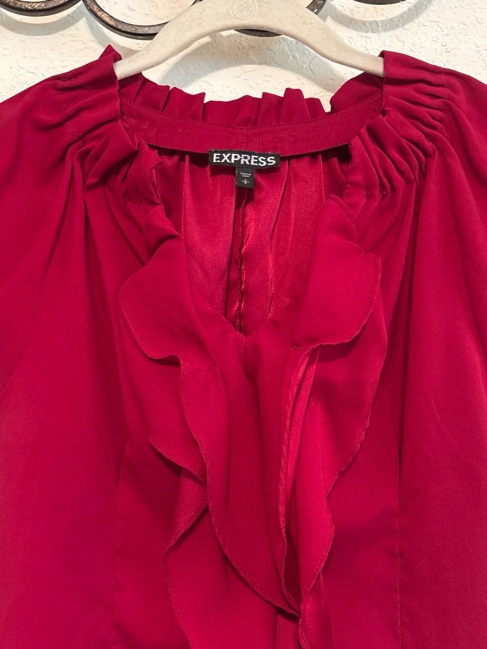 Y2K Express Red Ruffle Front Cap-Sleeve Top❤️ - Picture 3 of 7